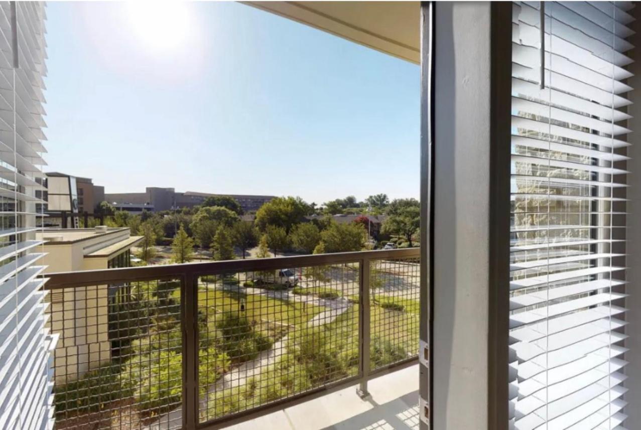 1 Bedroom W Balcony View Resort Pool Free Parking 艾迪生 外观 照片